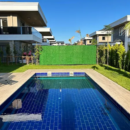 Villa Nirvana *